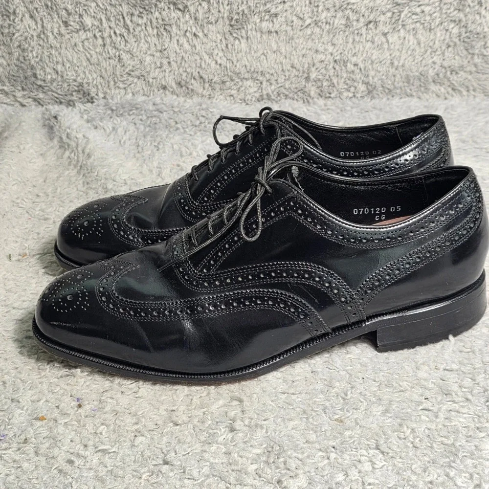 VTG Florsheim Wingtip Oxfords Black Leather Brogue Dress Shoes Mens 10.5 D